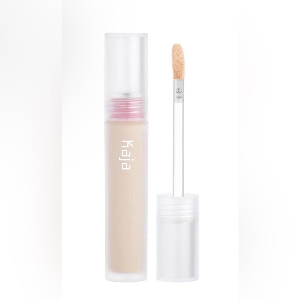 Kaja Cream Concealer in Banana milk 🆕
